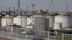 El traslado de Repsol del muelle petrolero liberar una superficie de 90.000 metros cuadrados.