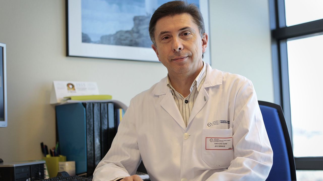 Pedro Alonso Aguirre, médico digestivo: «El cáncer de colon no es un tumor de gente joven»