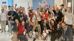 Los integrantes de la candidatura de Lu�s P�rez Barral celebraron los buenos resultados cosechados en estos comicios