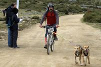 En la imagen de archivo, un participante en una prueba en A Curota.