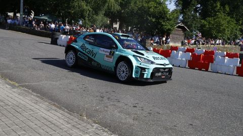El Rali de Ourense ya est� en marcha.La primera especial depar� una dura batalla y gran ambiente en Amoeiro