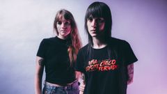 Anxela Baltar y Violeta Mosquera, integrantes de Bala, en una imagen promocional