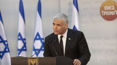 El centrista Yair Lapid, durante una rueda de prensa a principios de mayo