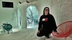 Jessica Azzariti, de Salt Room Ourense, en una de las cuevas de sal del local