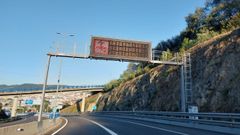 Aviso en el acceso centro del elevado riesgo de incendio en Ourense