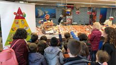 Los alumnos tambi�n realizan visitas a los supermercados Gadis