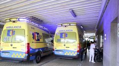 Entrada de Urgencias del hospital Arquitecto Marcide de Ferrol