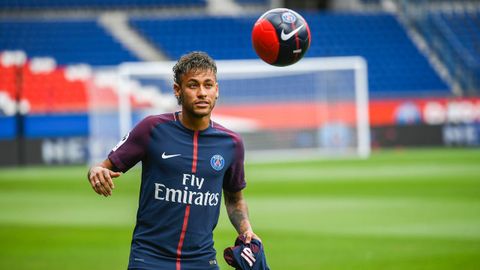 Presentaci�n de Neymar con el PSG