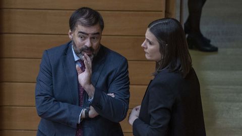 Alberto Pazos (PP) y Olalla Rodil (BNG).