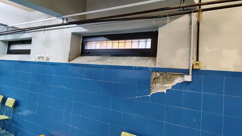 A pesar de las labores de mantenimiento, las deficiencias en el CEIP Pr�cticas resurgen cada curso