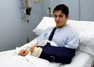 �lvaro Freir�a pas� el lunes por el quir�fano y recibi� ayer por la tarde el alta hospitalaria.