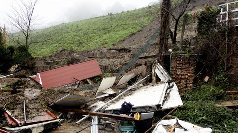 Imagen del estado en el que qued� la vivienda en O Morrazo