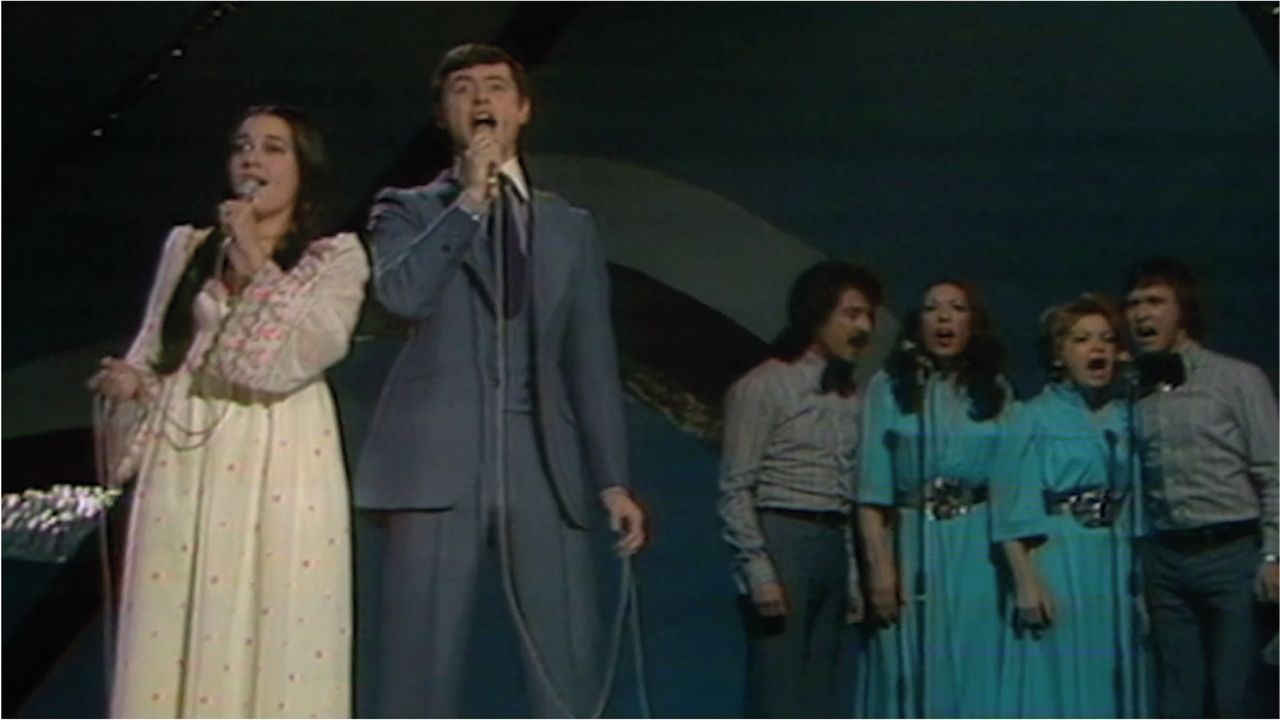 Sin televisión por las mañanas, Georgie Dann sonando en la radio y el cine a 44 pesetas: así era nuestra cultura en 1975