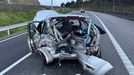 Accidente mortal en la AP-9 a la salida del puente de Rande, en el t�rmino municipal de Moa�a