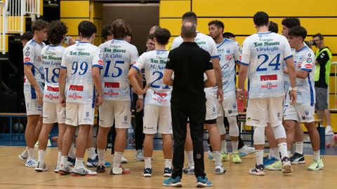 El Cisne, este s�bado en Alcobendas, durante un tiempo muerto