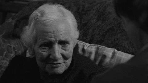Fotograma del filme �Muyeres�.