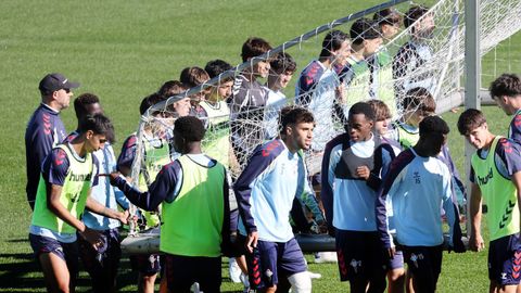 Fredi �lvarez dirigi� en la ma�ana�este viernes la �ltima sesi�n de trabajo previa al partido con el filial de la Real Sociedad.
