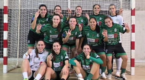 El Bembrive firmó ante el Mercadal su sexta victoria de la temporada en diez jornadas.