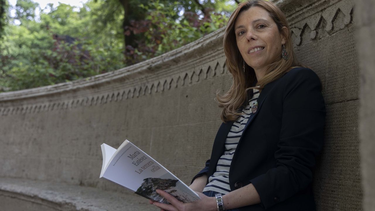 Marta Estévez: «Tras ser finalista en el premio Planeta y escribir sobre Santiago, volví a mis orígenes»