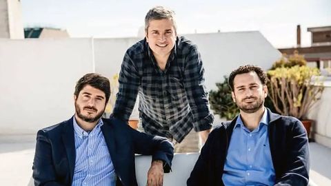 Fundadores de Tuio: de izquierda a derecha, Josemar�a Lucas del Portillo, Juan Francisco Garc�a Fern�ndez, y Francisco de As�s Pardo