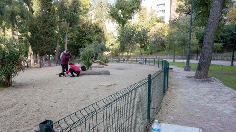 Vista del cntrico parque de la Concordia, de Jan, donde aparecieron muertas dos chicas de 15 y 16 aos la madrugada del sbado. 