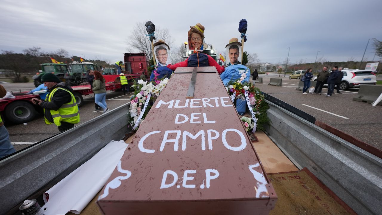 Salen las primeras tractoradas del jueves de protestas agrarias frente a Mercosur y la PAC