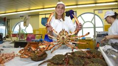 Bea, en su puesto en la plaza de abastos de Pontevedra
