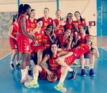 Paula Ginzo (n�mero 10) gan� la medalla de bronce europea. 