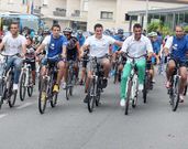 David Cal (en el centro) bromea con �scar Pereiro.