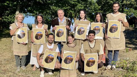Concello da Laracha e asociaci�n presentaron o cartel