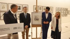 Rafa Domnguez, Jose Mara Aln, Luis Lpez y ngeles Tilve junto a la lmina del cuadro de A derradeira leccin do mestre.