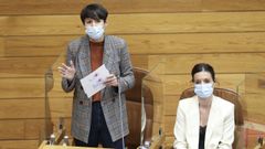 Imagen de archivo de una intervenci�n de Ana Pont�n (izq), portavoz nacional del BNG, en el Parlamento gallego