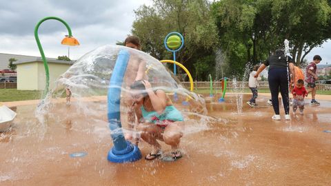 Inauguración del parque de juegos de agua de Pontevedra