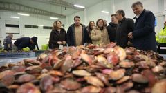 La conselleira do Mar, Marta Villaverde, en la visita a las instalaciones de Tragove