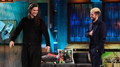 La visita de Oliver Laxe a��La revuelta�