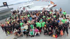 Traves�a a Nado Illa de R�a organizada por la asociaci�n contra el cancer de Ribeira 2026
