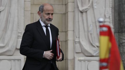 El embajador espa�ola en Mosc�, Marcos G�mez Mart�nez, sale del Ministerio de Exteriores ruso.