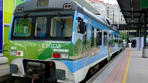 Ferrocarril utilizado en los recorridos de los trenes tursticos