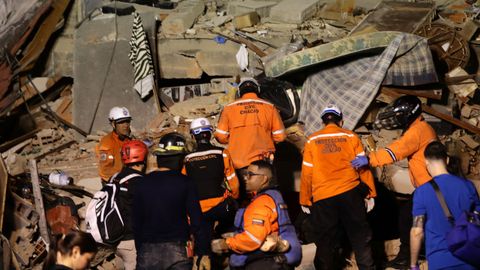 Im�genes tras el doble terremoto de magnitudes 7,2 y 7,5 producidos en Venezuela 