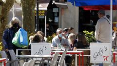 Los hosteleros de A Pobra solo podr�n trabajar el 50 % de sus terrazas a partir del s�bado