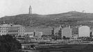 La ensenada del Orzn y la Torre de Hrcules, en A Corua, en una imagen tomada a finales del siglo XIX. La ciudad era entonces la ms poblada de Galicia, con algo ms de 35.000 habitantes. La enorme mayora de los gallegos vivan en zonas rurales.