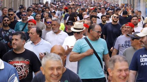 La manifestaci�n del metal por el centro de Ferrol