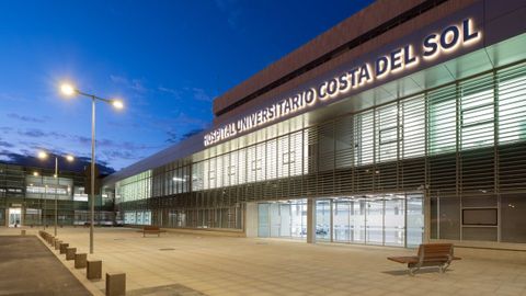 Imagen del exterior del Hospital Universitario Costa del Sol de Marbella, en M�laga