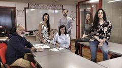 Parte del profesorado que imparte clases de idiomas en la academia Yuan