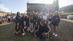 Los voluntarios tambi�n disfrutaron del festival celebrado en la Escola de Ver�n de O Couto