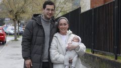 Cristina y Pablo con el peque�o Mart�n
