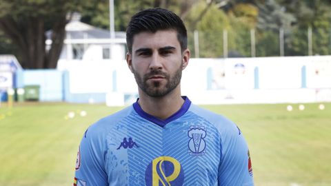 Víctor Fernández causa baja en el Viveiro por decisión técnica