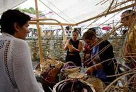 El mercado Arte de Man reuni� en Allariz a artesanos de toda Galicia. 