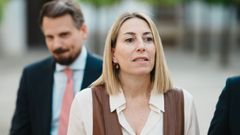 Mar�a Guardiola ser� presidenta de Extremadura tras su acuerdo con Voz, un pacto pol�mico por el trato que se le dar� a los emigrantes