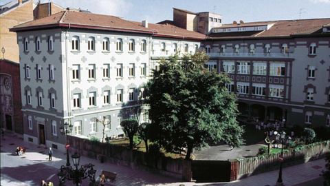 Colegio Dulce Nombre de Jes�s, Dominicas, de Oviedo